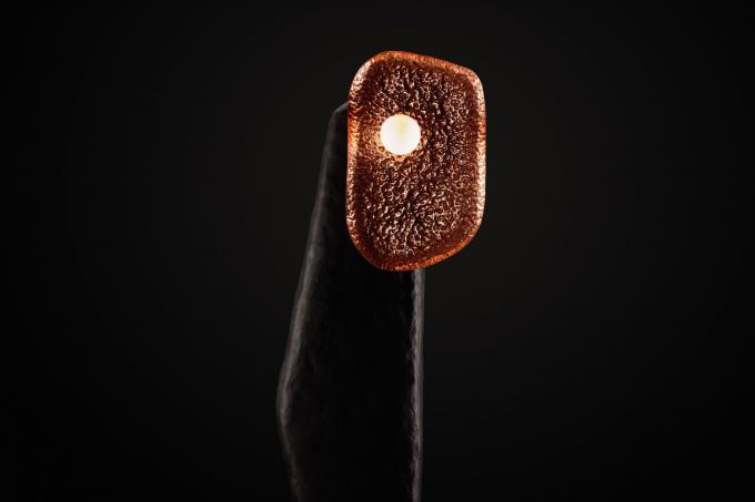 Geopolymer_floor lamp